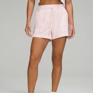 Lululemon Dance Studio High Rise 3.5” Shorts • Strawberry Milkshake • 4